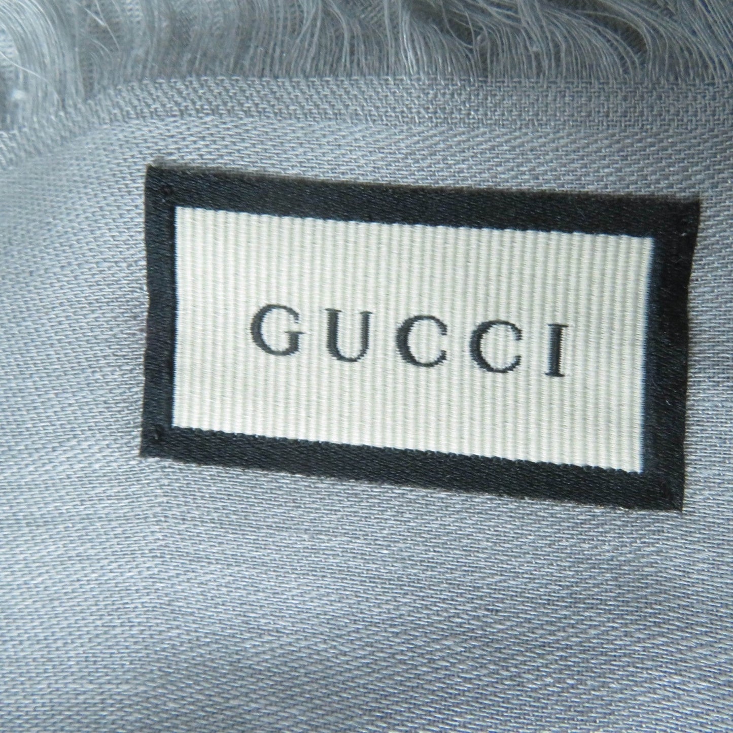 GUCCI shawl 387563 Main: 50% wool, Main: 50% silk gray Women Used