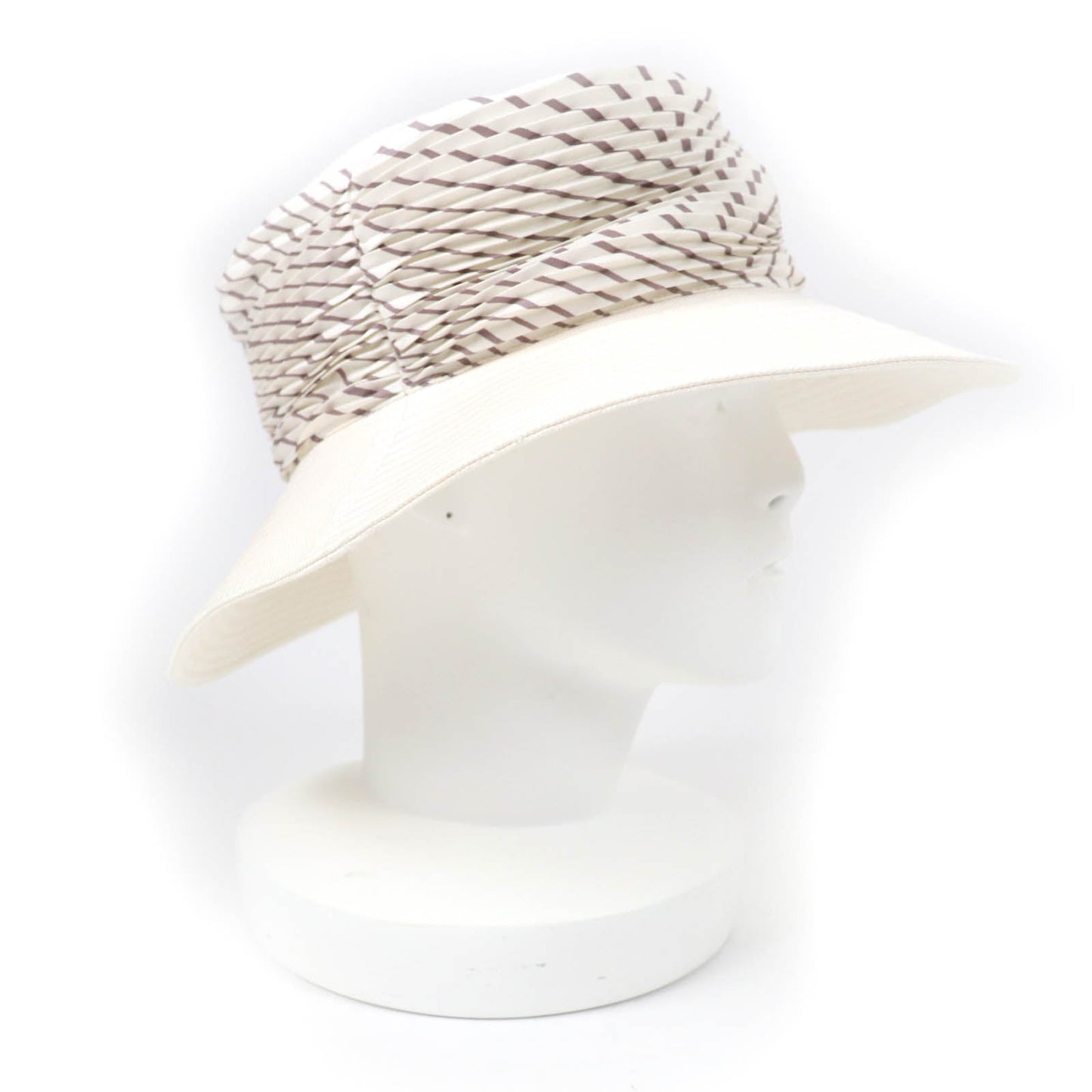 HERMES hat Main: 100% cotton, Part: 100% silk, Lining: 100% linen white Women 57 Used