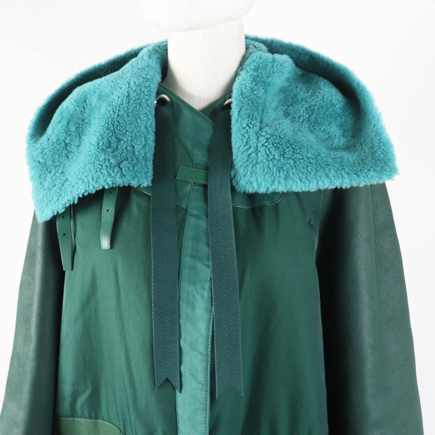 HERMES Mouton coat Main: Sheepskin, Part: 70% Nylon, Part: 30% Cotton, Part: 100% Cotton, Part: 65% Cotton green Women 34 Used