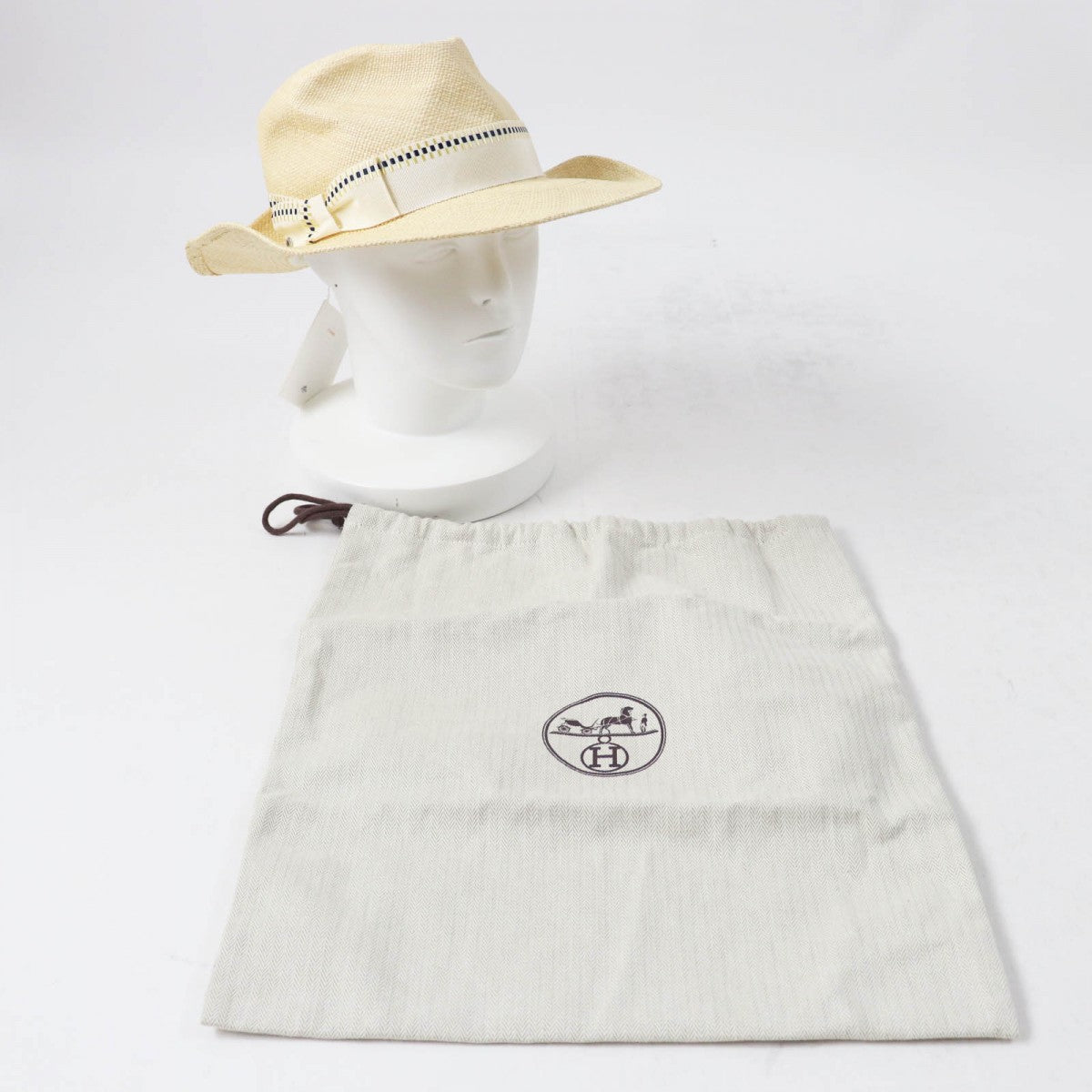 HERMES hat Straw Natural navy
