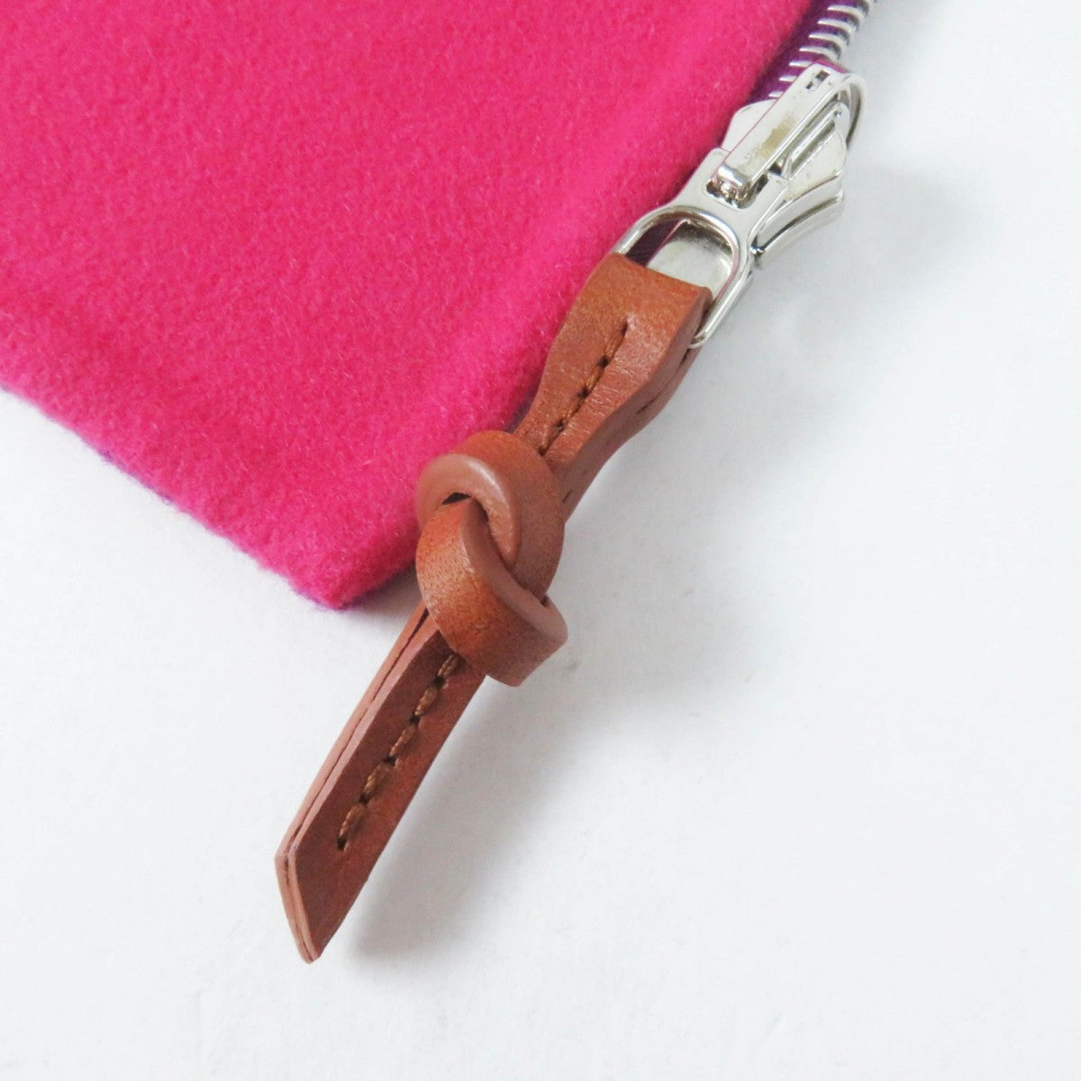 HERMES poncho 3E0222DZ  Main: 100% cashmere, Leather part: Sheepskin Purple pink Women 38 Used