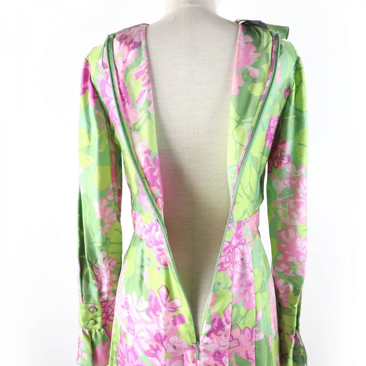 GUCCI one piece 648925 Main: 100% silk multicolor Women 36 Used