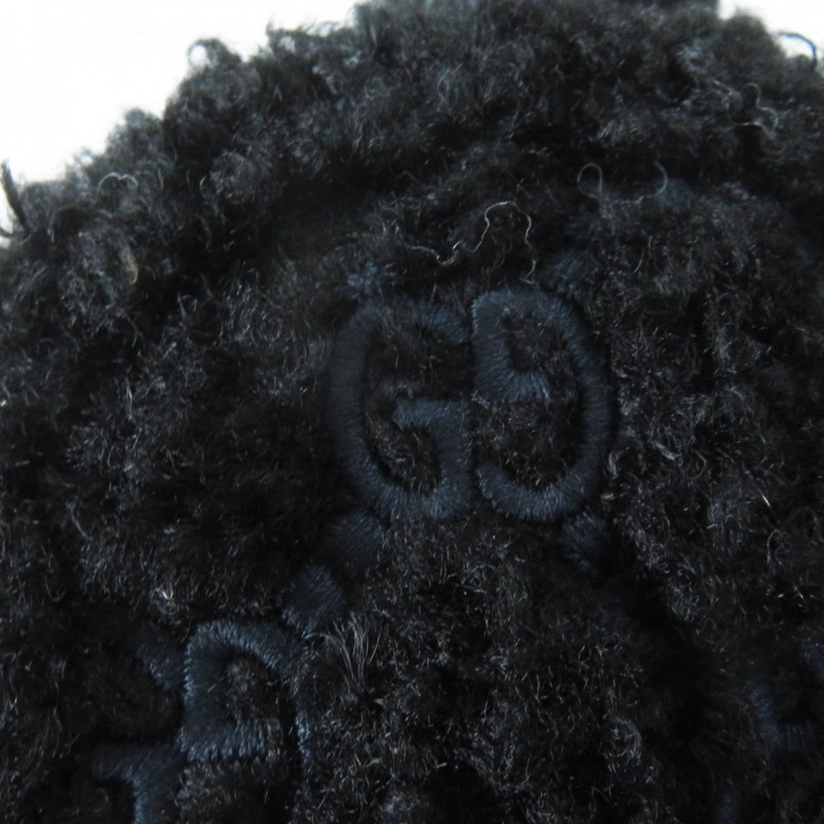 GUCCI Earmuff 645495 517074 Curly eco fur black