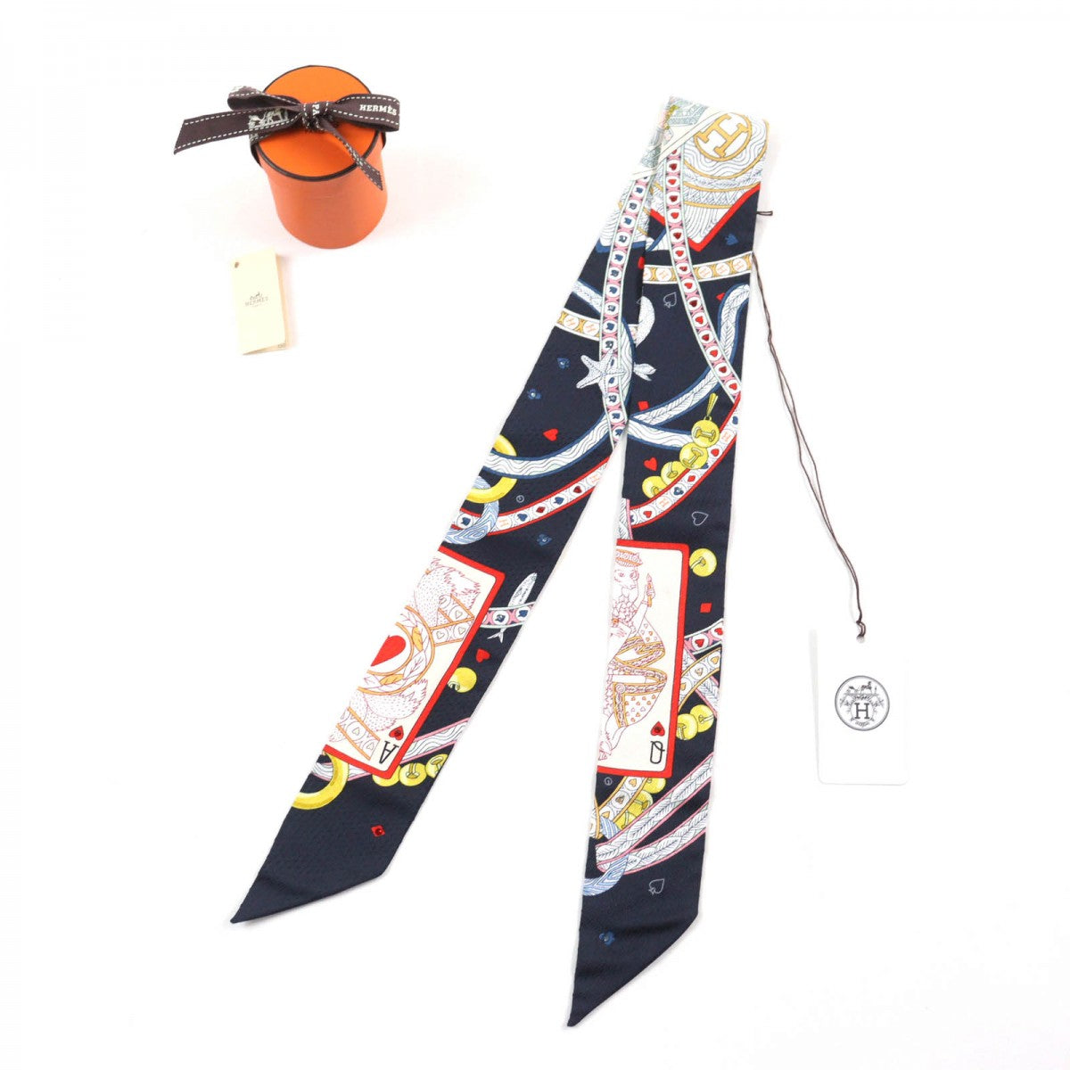 HERMES scarf silk Navy type PIQUE DAME DE COEUR Queen of Hearts