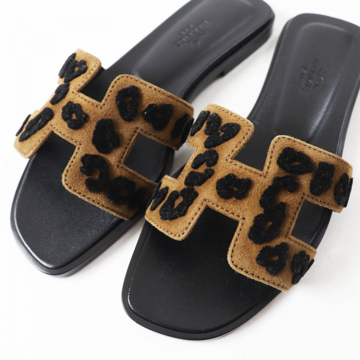 HERMES Sandals Chevre Verois Tufte Brown black Oran 35