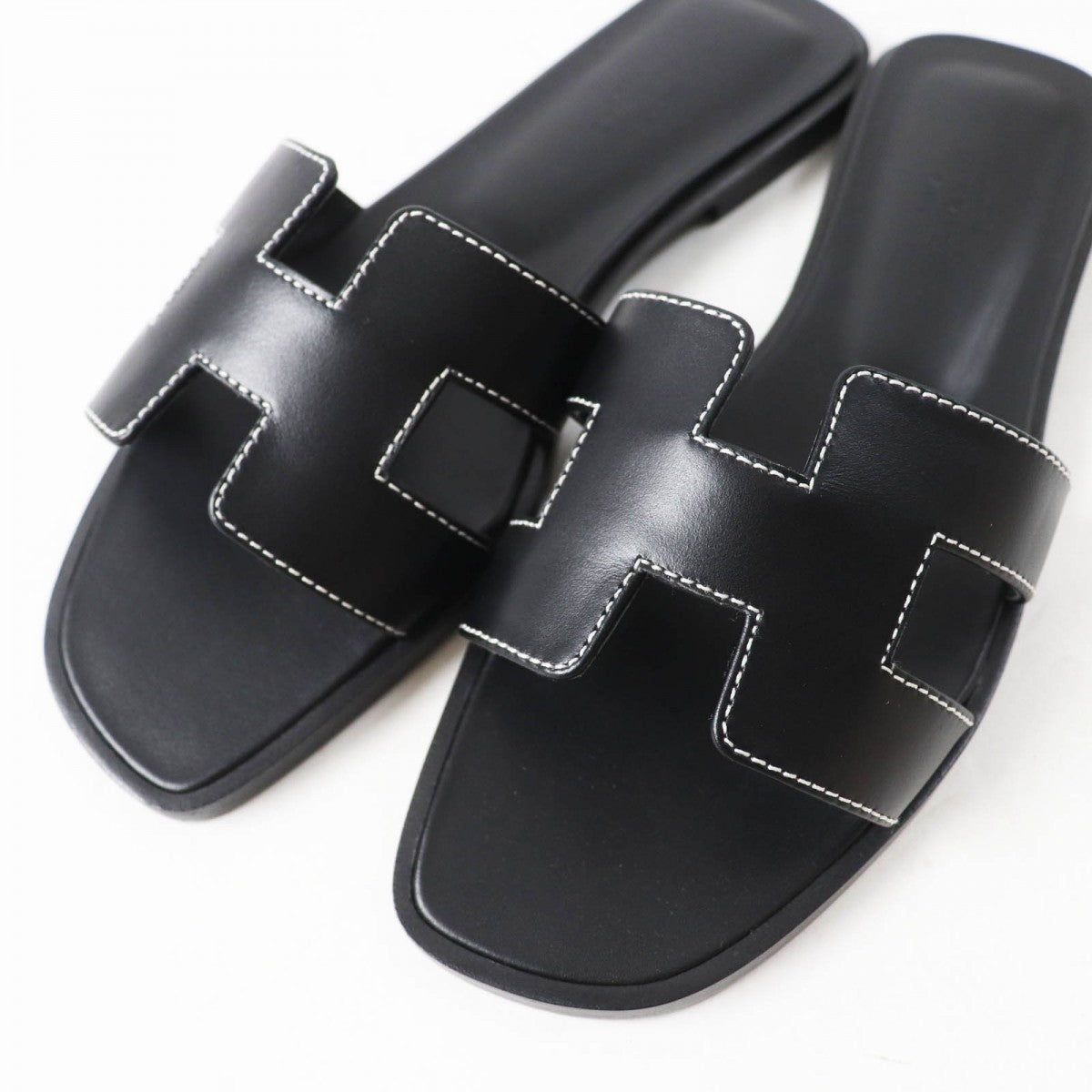 HERMES Sandals leather black Oran 37