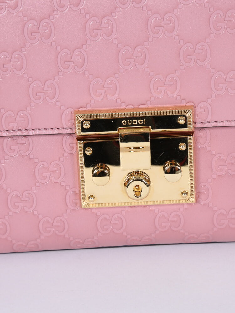 Gucci Medium Padlock Guccissima Shoulder Bag in Pink