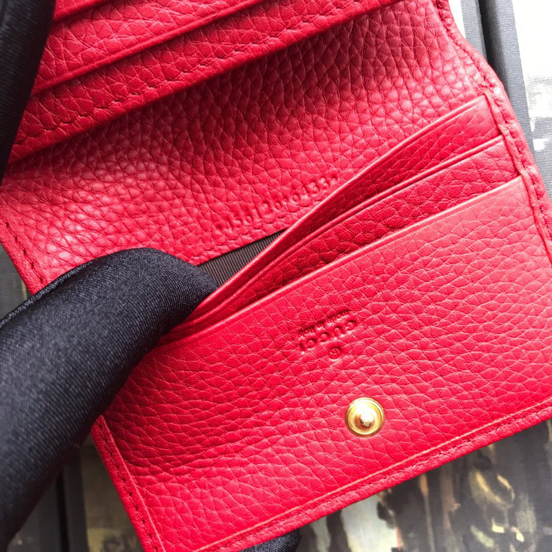 Gucci   Luxury Bags  902