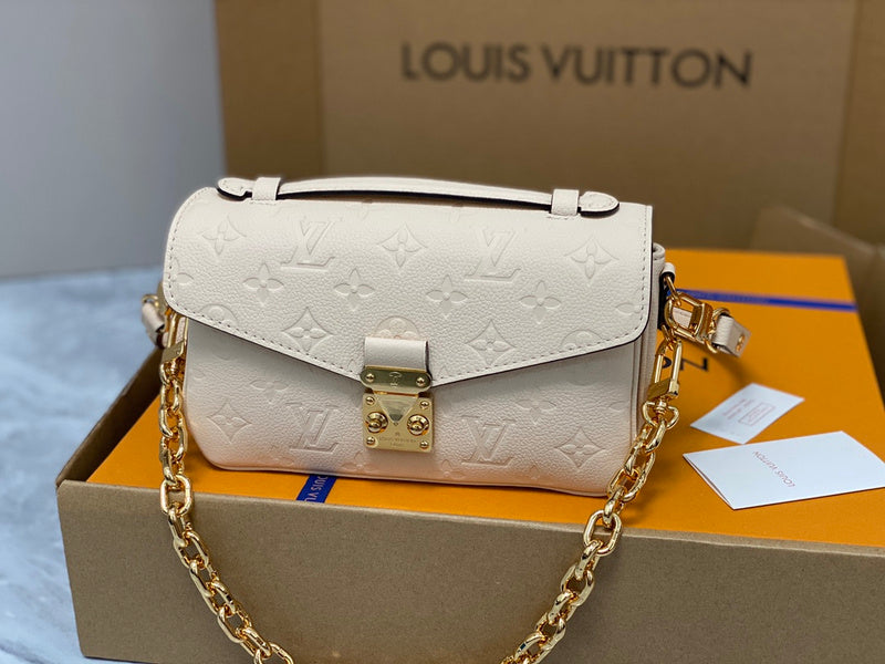 Alice bags - Louis Vuittons  - 15185