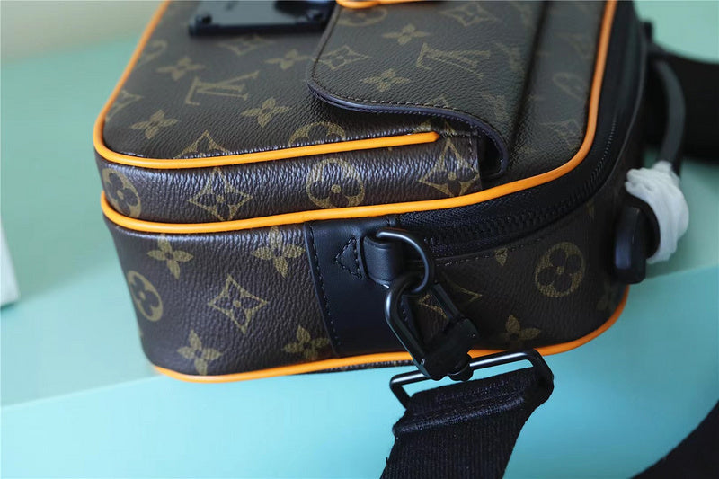 Alice bags - Louis Vuittons  - 9910