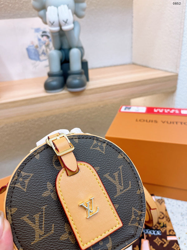 Alice bags - Louis Vuittons  - 15105