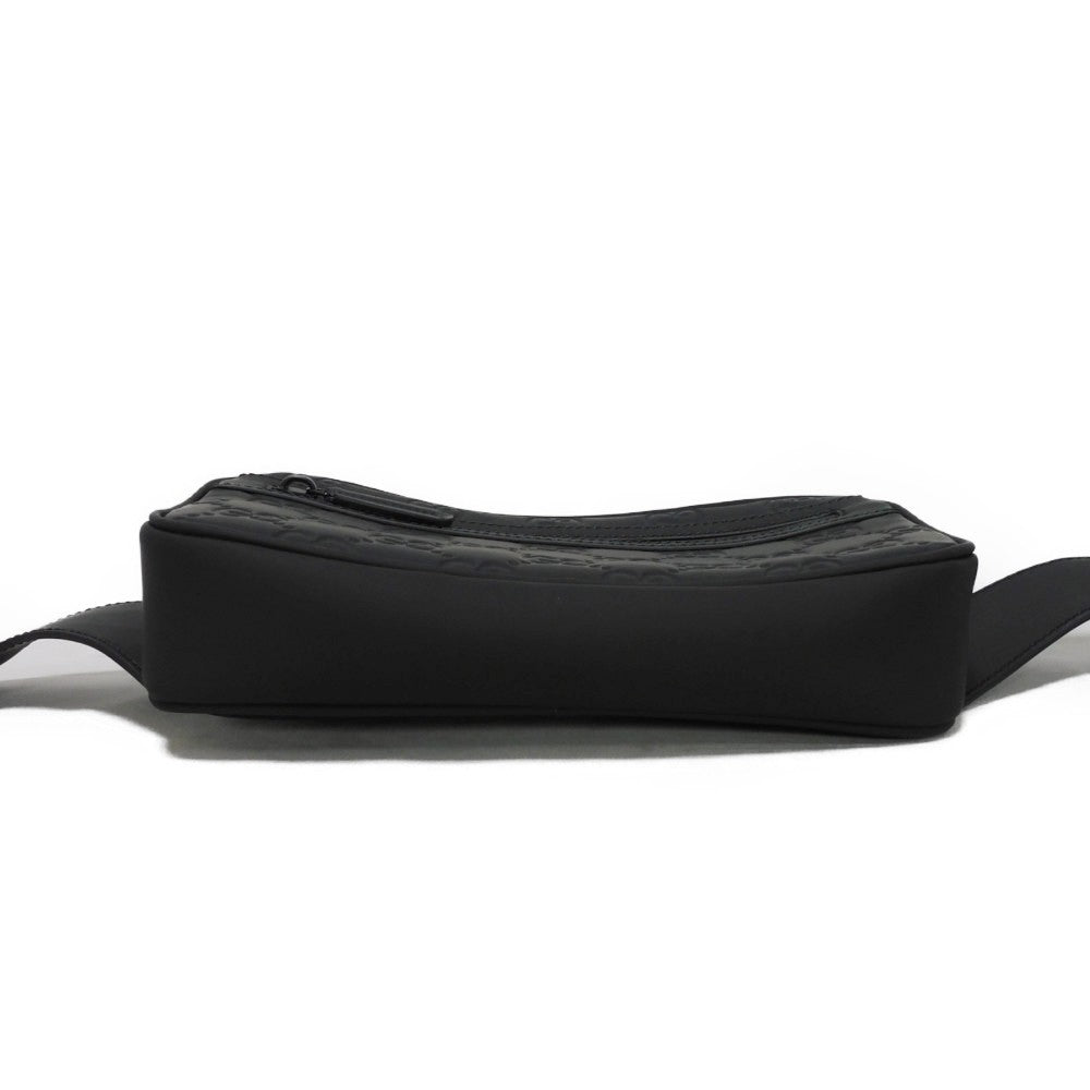 GUCCI Sling bag 771422 AAC4F 1000 Rubber effect leather x cotton linen black Current waist pouch, in good condition GG logo embossed GG rubber effect belt bag unisex(Unisex) Used