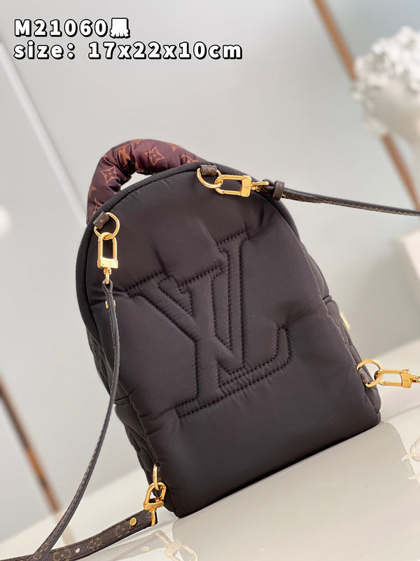 Alice Bags- Louis Vuittons  - 16080
