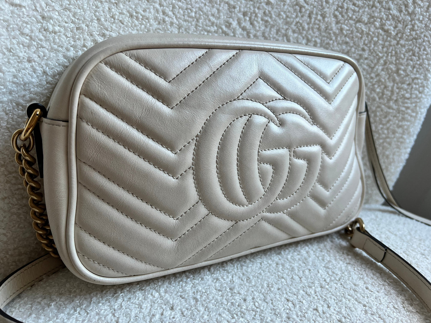 Gucci GG White Marmont Small Shoulder Bag (RRP £1440)