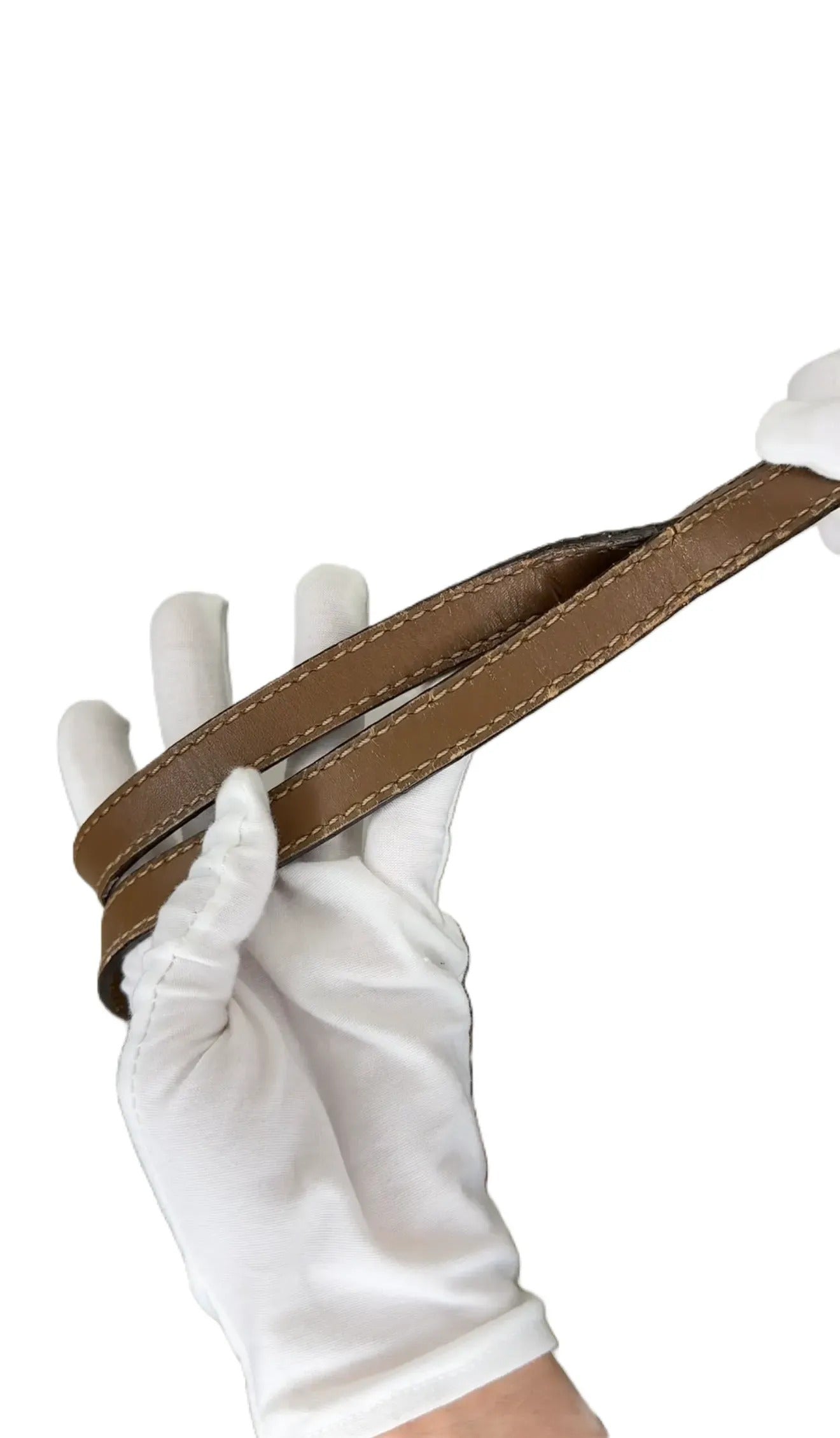 Gucci Leather handbag B21-12