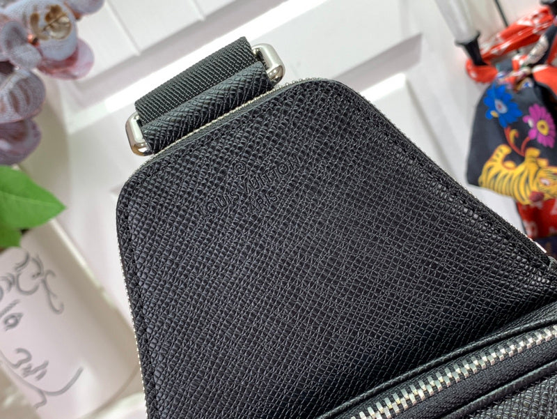 Alice Bags- Louis Vuittons  - 16214
