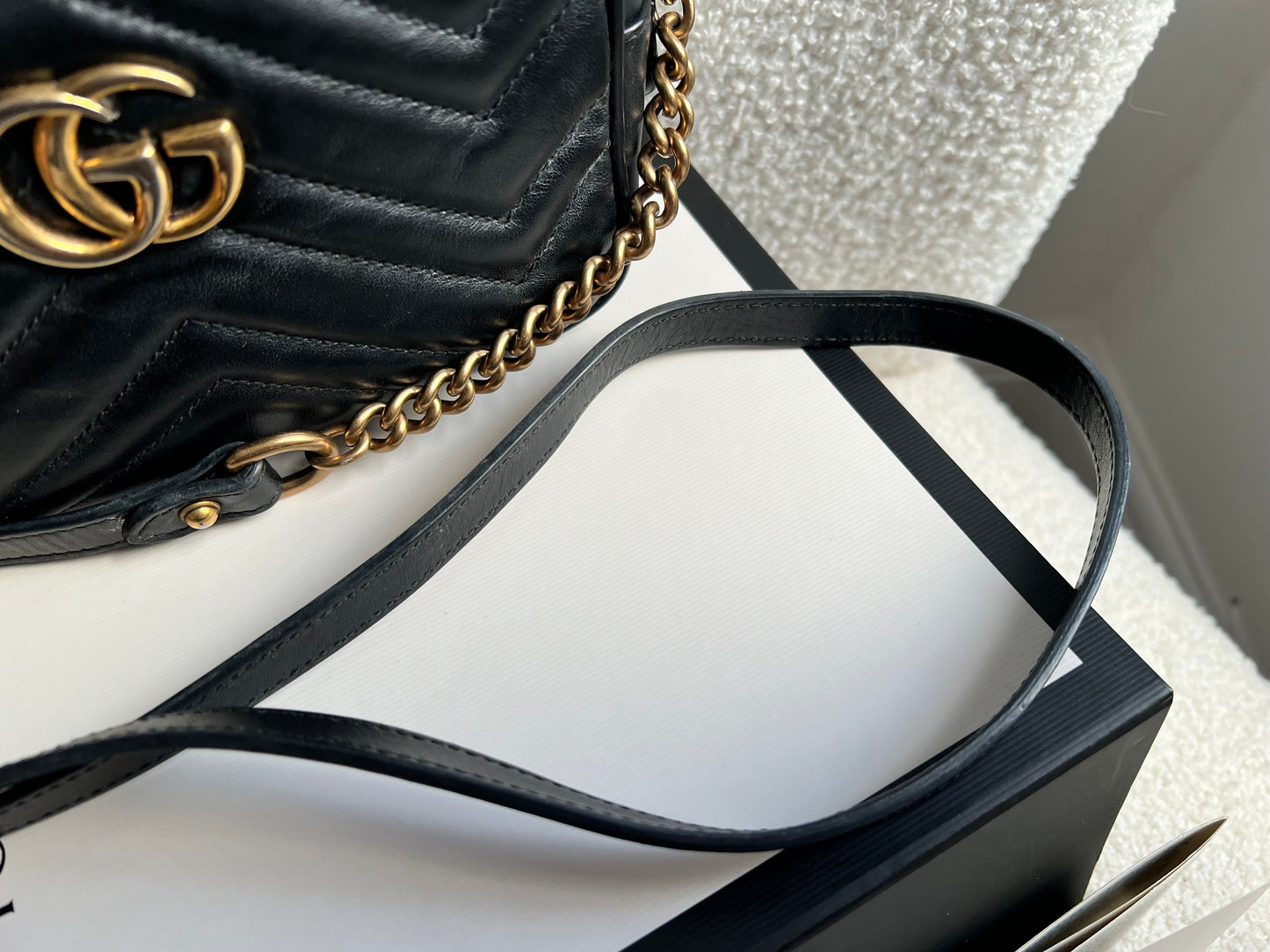 Gucci GG Black Marmont Mini Shoulder Bag (RRP £1,360)