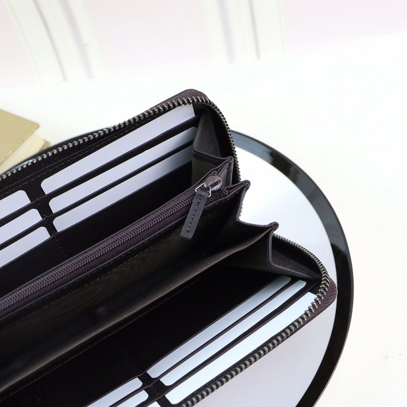 Gucci   Luxury Bags  959