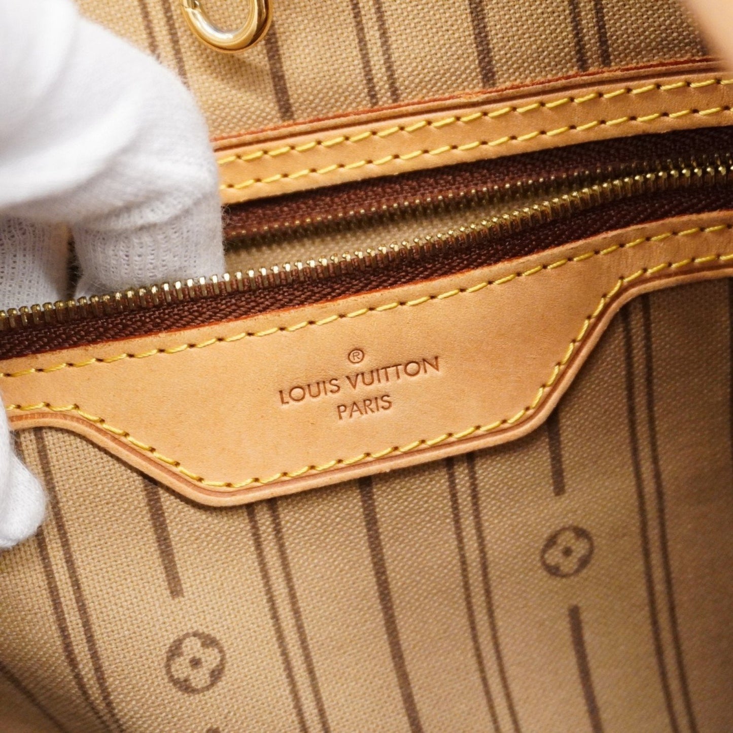 Louis Vuitton  Shoulder Bag