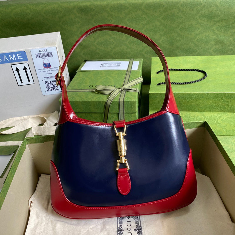 Gucci   Luxury Bags  1052