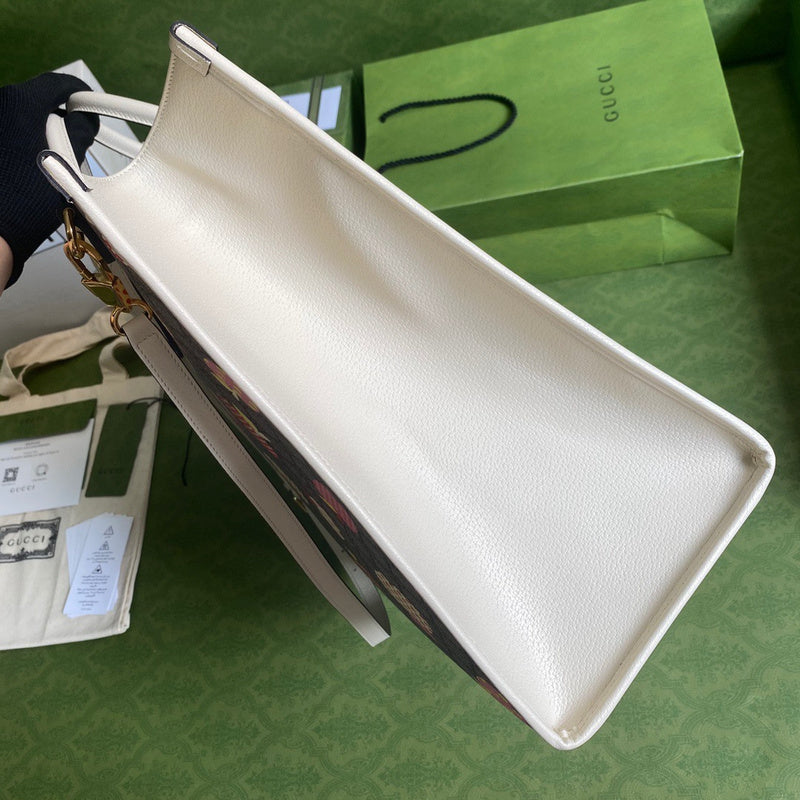 Gucci   Luxury Bags  995