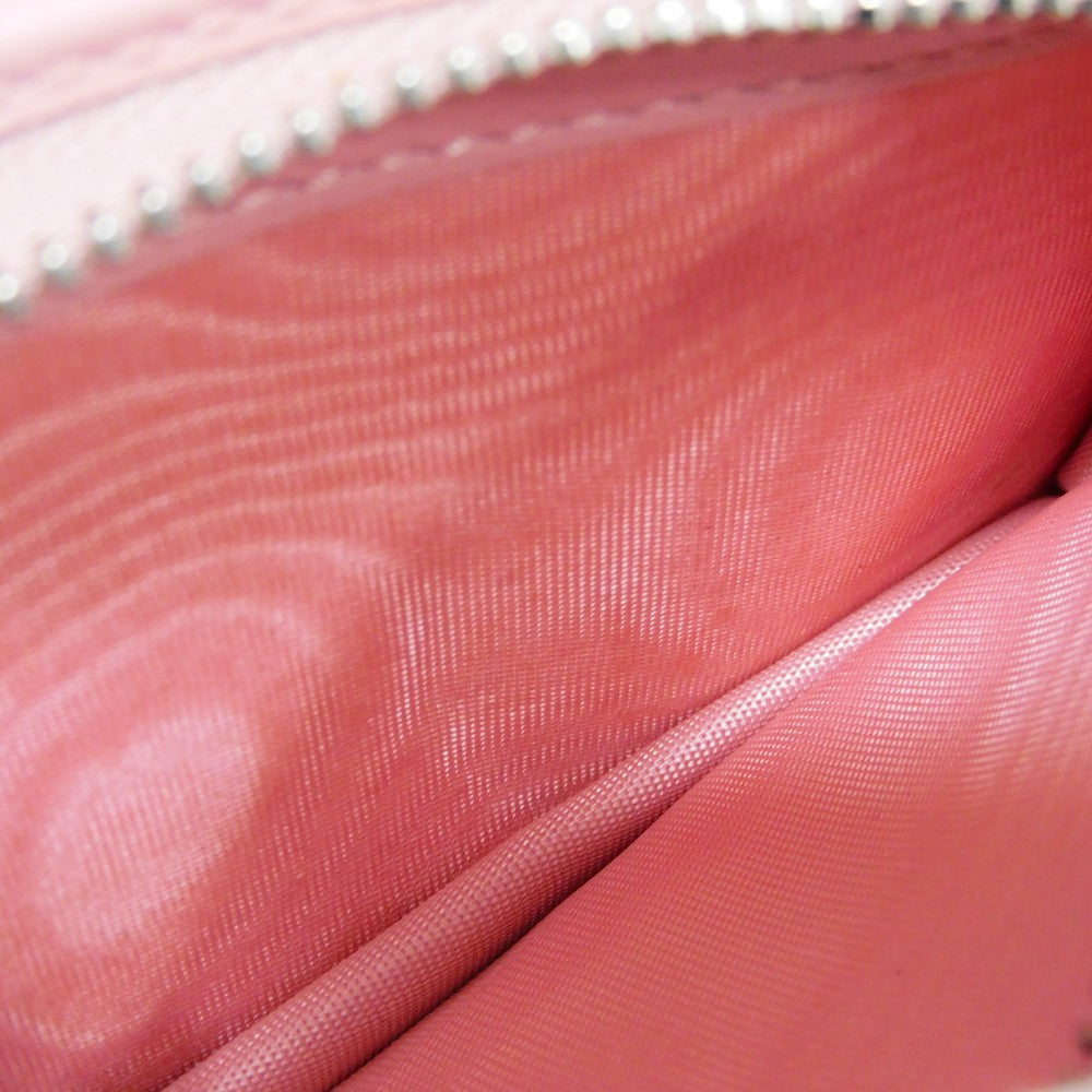 GUCCI Bifold Wallet 625693 DTD1T 5815 Calf leather Wild rose Chevron, in good condition GG Marmont Quilted Compact Chain Wallet Women Used