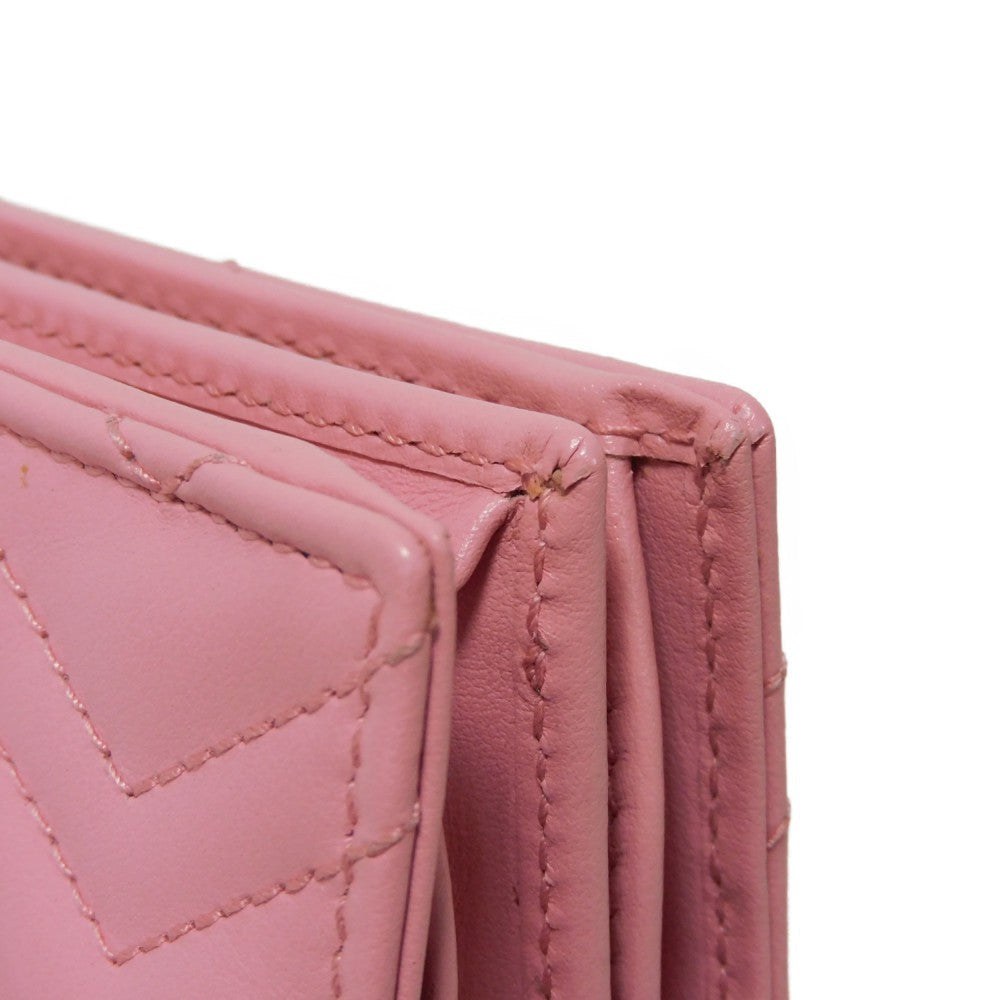 GUCCI Bifold Wallet 625693 DTD1T 5815 Calf leather Wild rose Chevron, in good condition GG Marmont Quilted Compact Chain Wallet Women Used