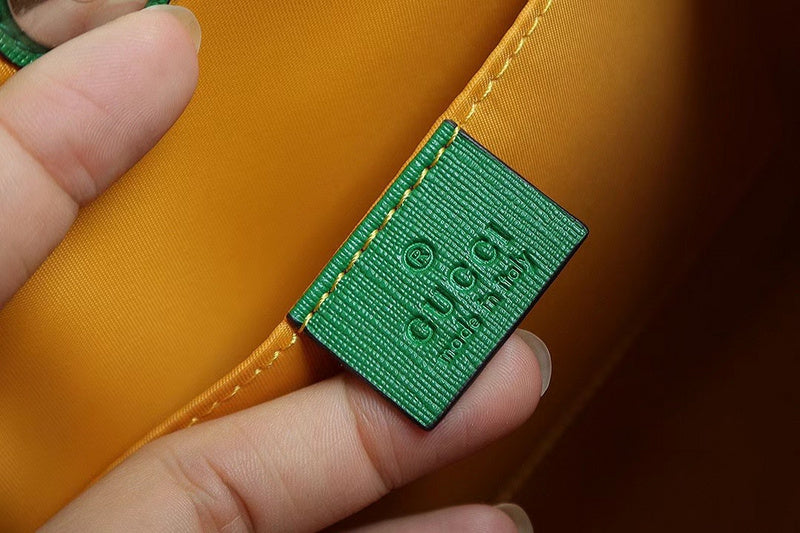 Gucci   Luxury Bags  1259