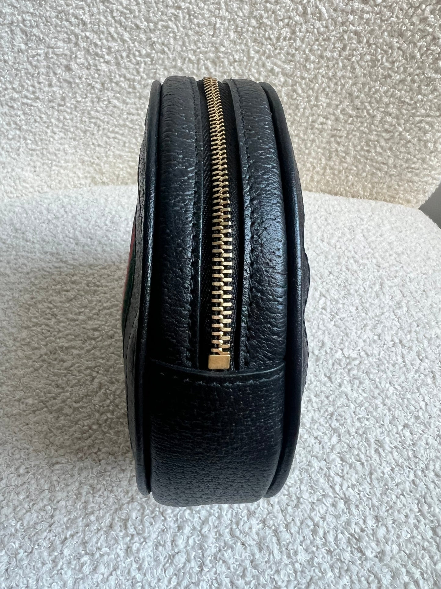 Gucci GG Round Black Ophidia Clutch