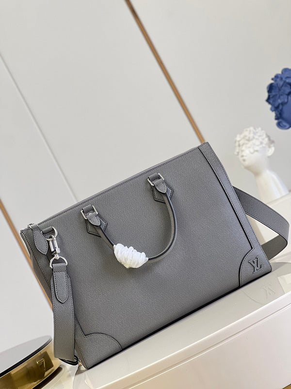 Alice Bags- Louis Vuittons  - 16102
