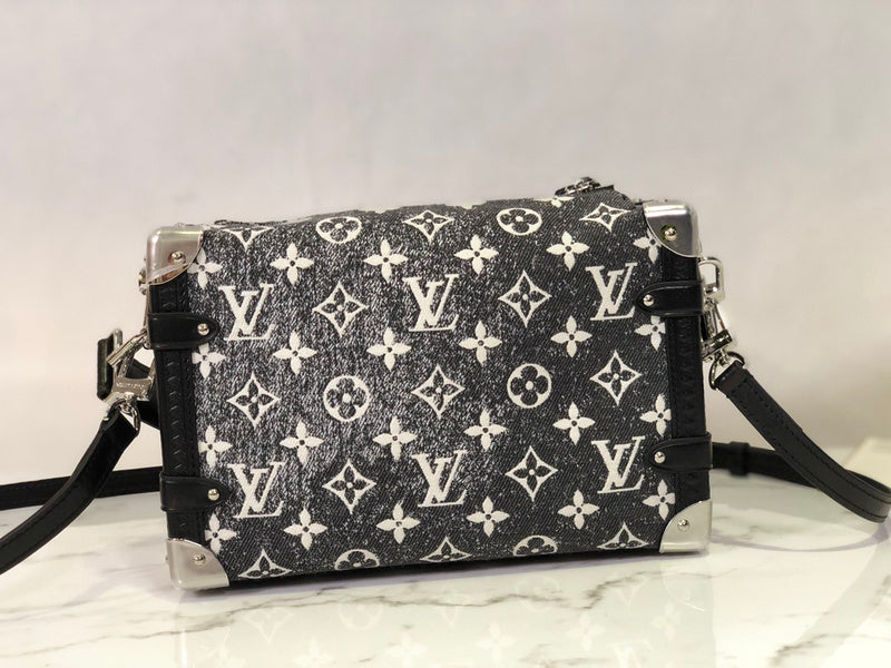 Alice Bags- Louis Vuittons  - 16069