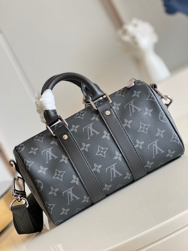 Alice Bags- Louis Vuittons  - 16306