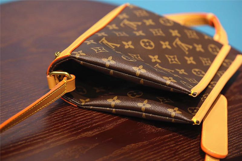 Alice bags - Louis Vuittons  - 10454