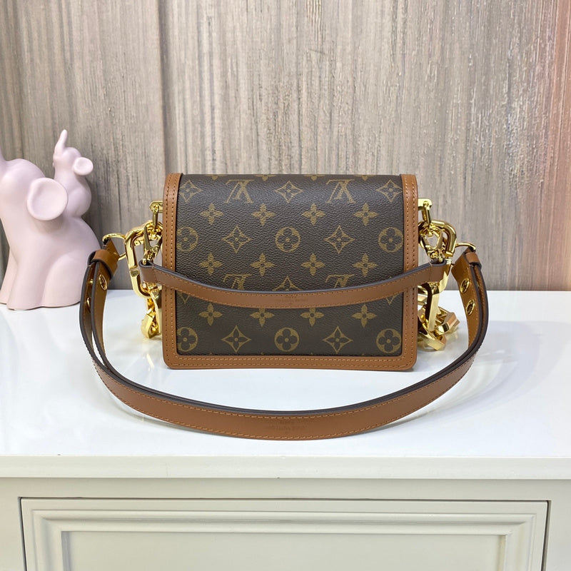 Alice Bags- Louis Vuittons  - 16109