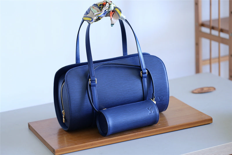 Alice bags - Louis Vuittons  - 7977