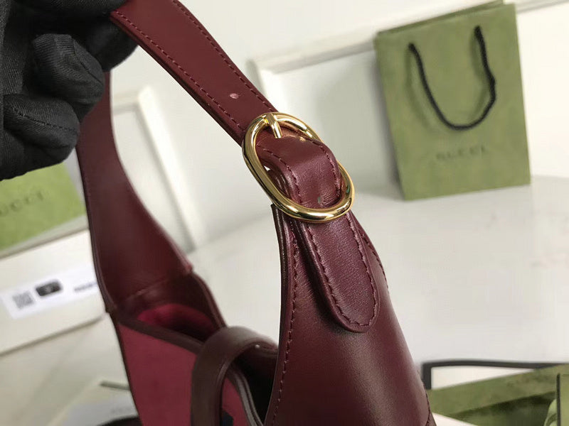 Gucci   Luxury Bags  1041