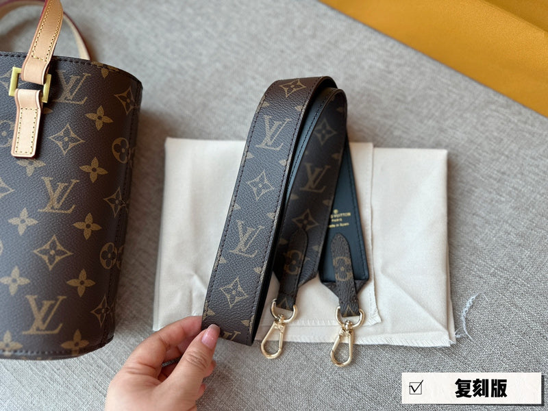 Alice bags - Louis Vuittons  - 15079