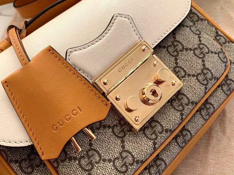Gucci   Luxury Bags  1005