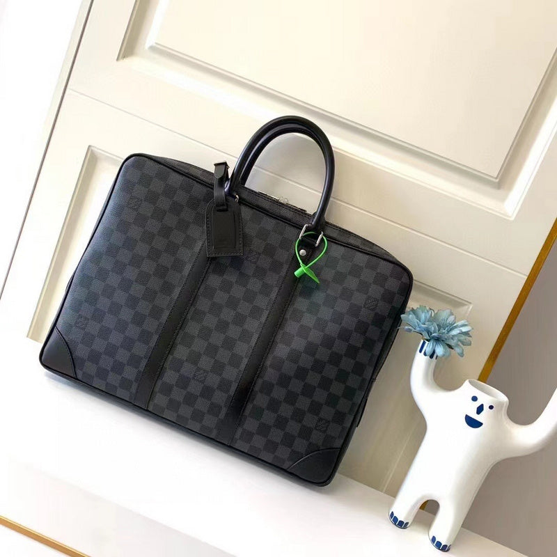 Alice Bags- Louis Vuittons  - 15945