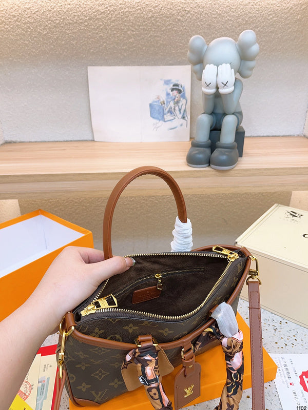 Alice bags - Louis Vuittons  - 14866
