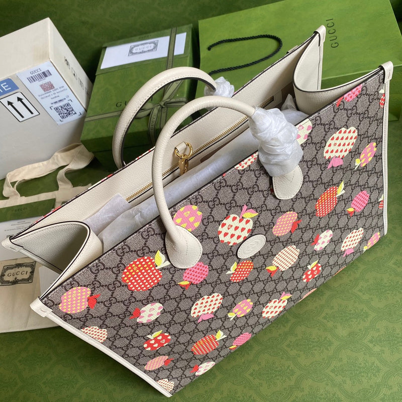 Gucci   Luxury Bags  995