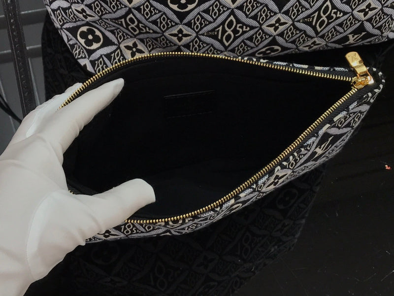 Alice  Bags- Louis Vuittons  - 16161