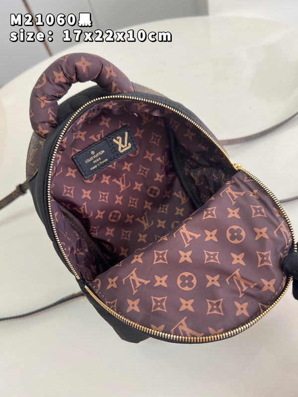Alice Bags- Louis Vuittons  - 16080