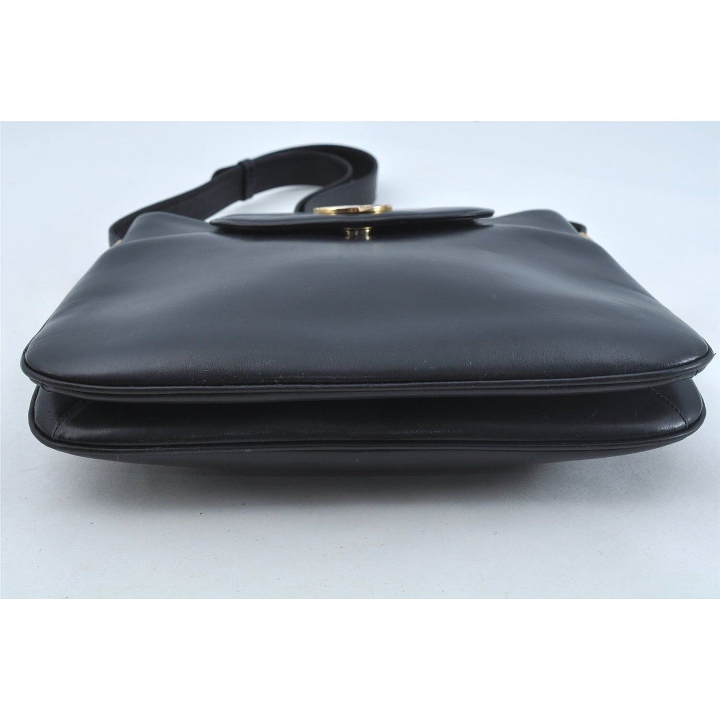 Gucci 1973 navy leather roomy handbag with a gold GG snap