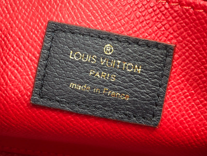 Alice Bags- Louis Vuittons  - 16529