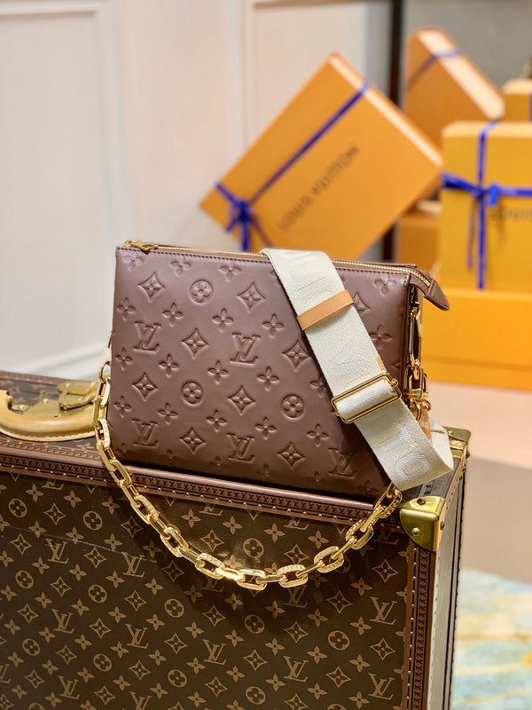 Alice Bags- Louis Vuittons  - 16338