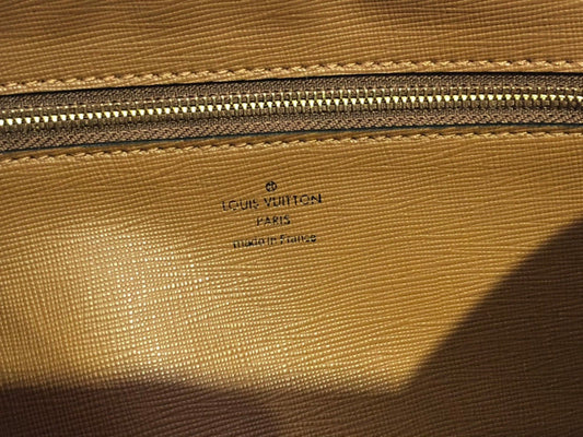 Alice Bags- Louis Vuittons  - 16035