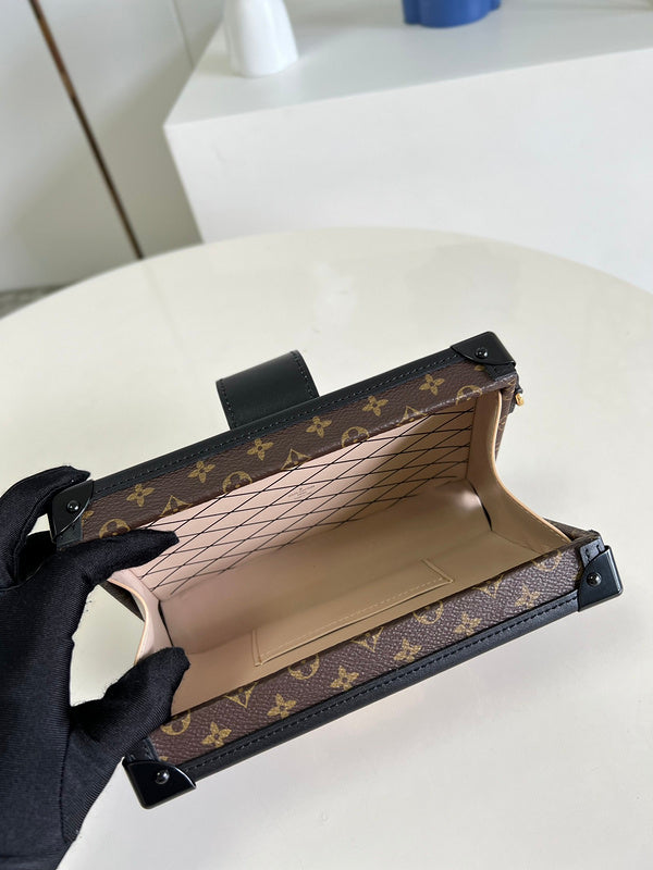 Alice bags- Louis Vuittons  - 16809