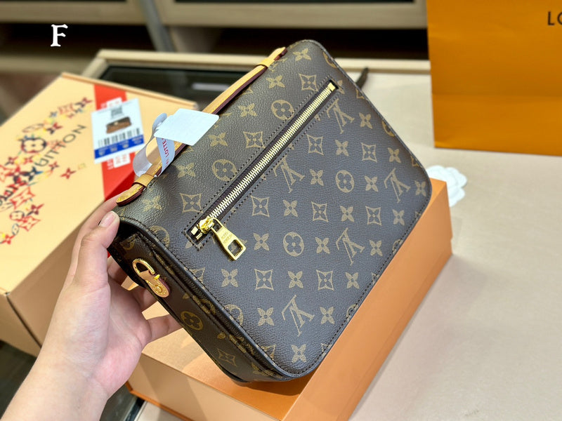 Alice bags - Louis Vuittons  - 15032