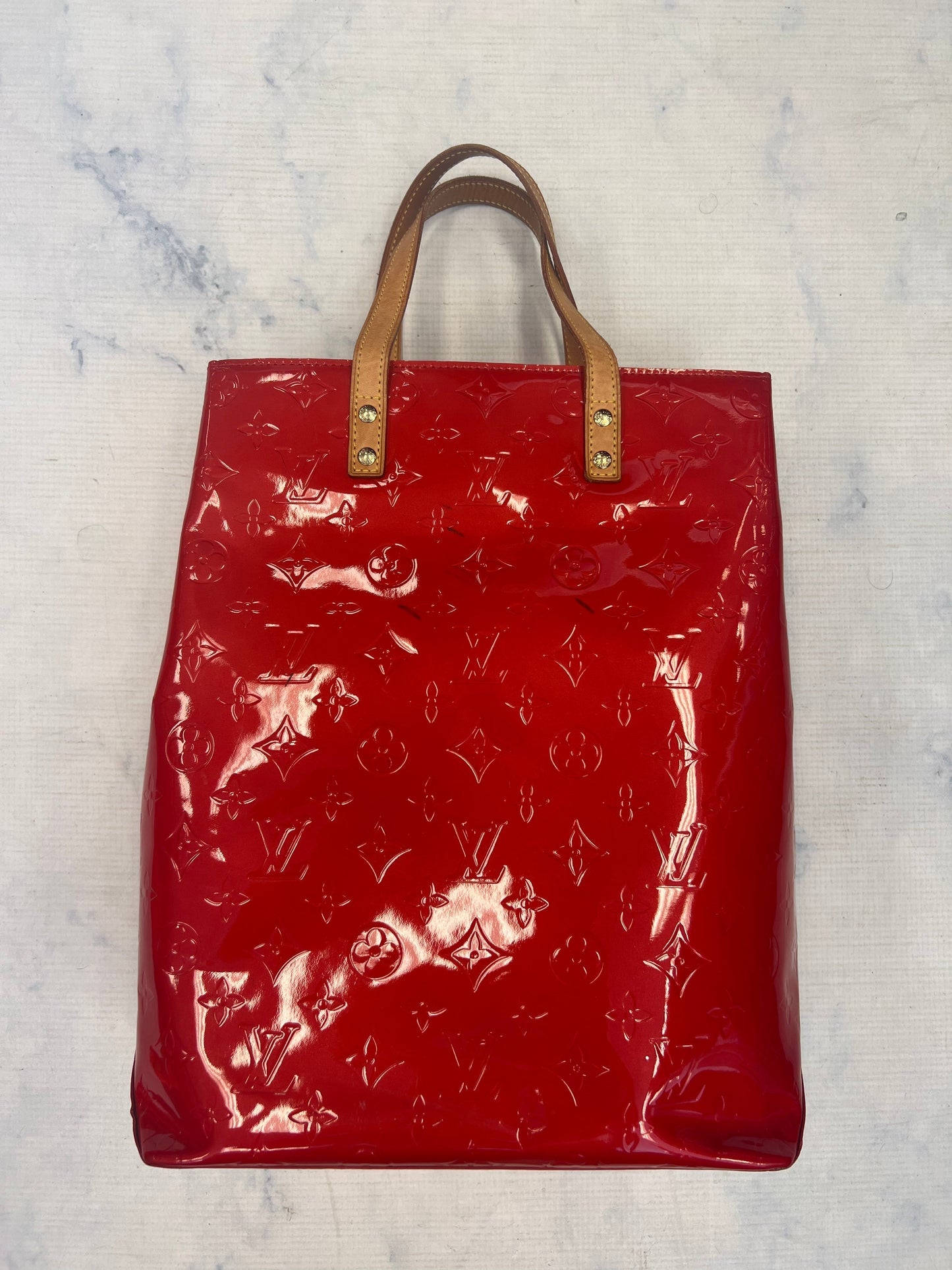 Handbag Luxury Designer By Louis Vuitton  Size: Medium